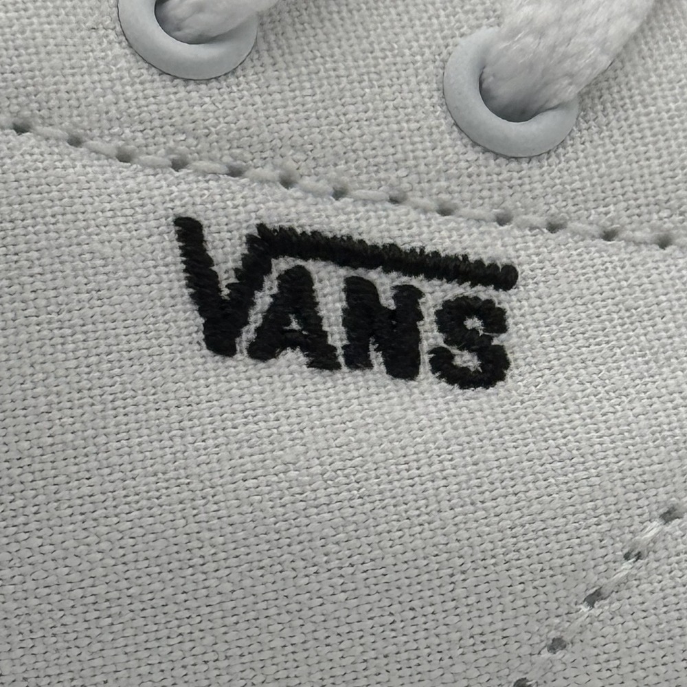Vans Missy Seldan Sneaker SIZE 3 YOUTH White/Black Skateboard Casual Shoe NIB - Picture 6 of 13